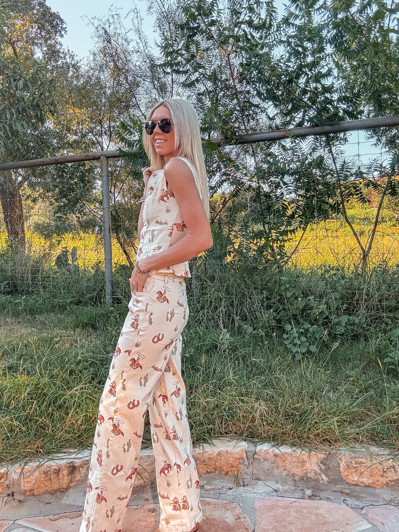 The Pipe Creek Cowgirl Pants (Cream)