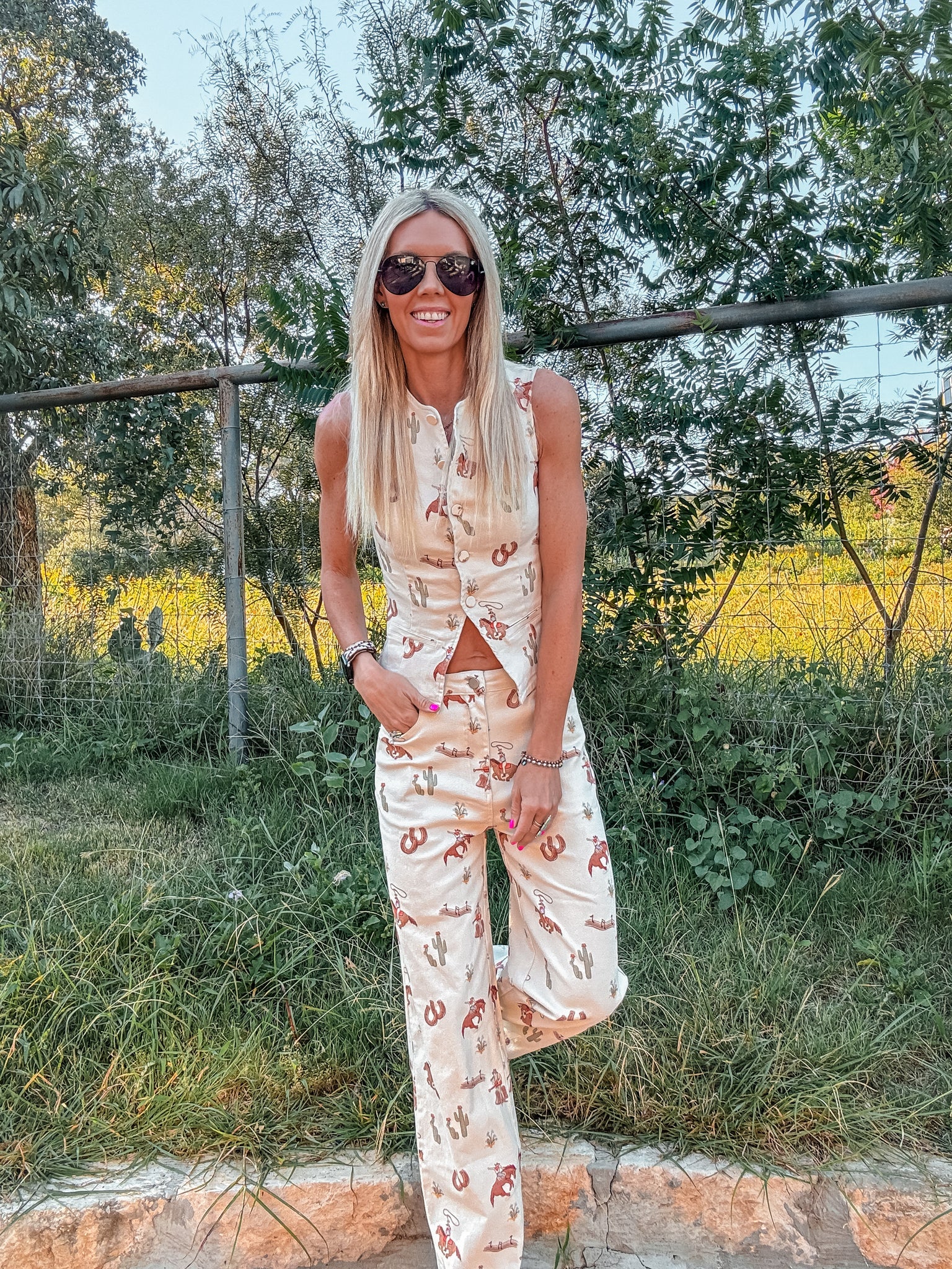 The Pipe Creek Cowgirl Pants (Cream)