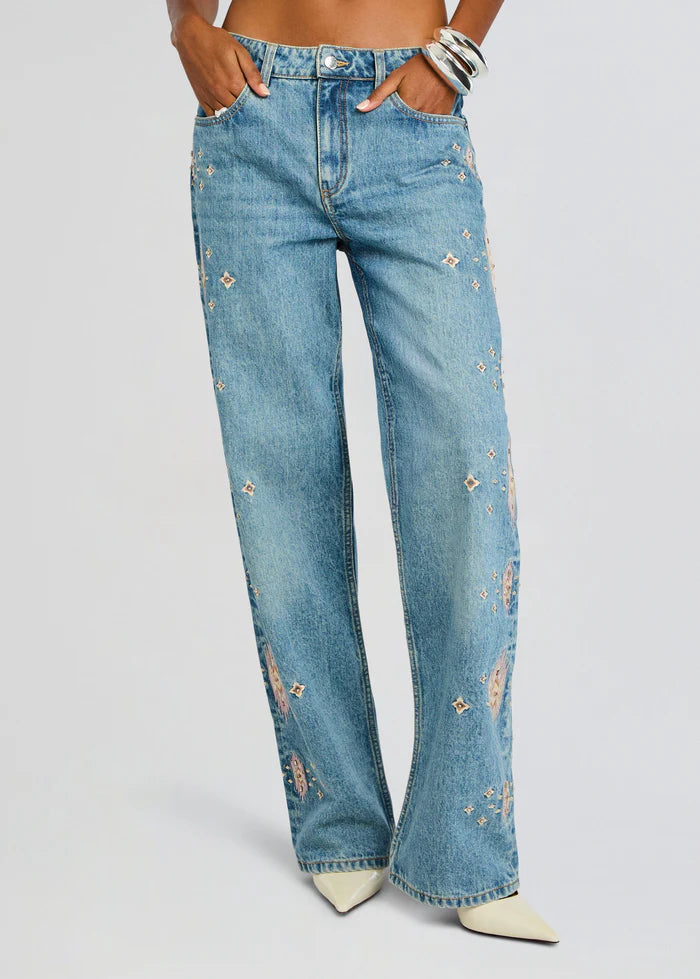 Vero Embroidered Jean