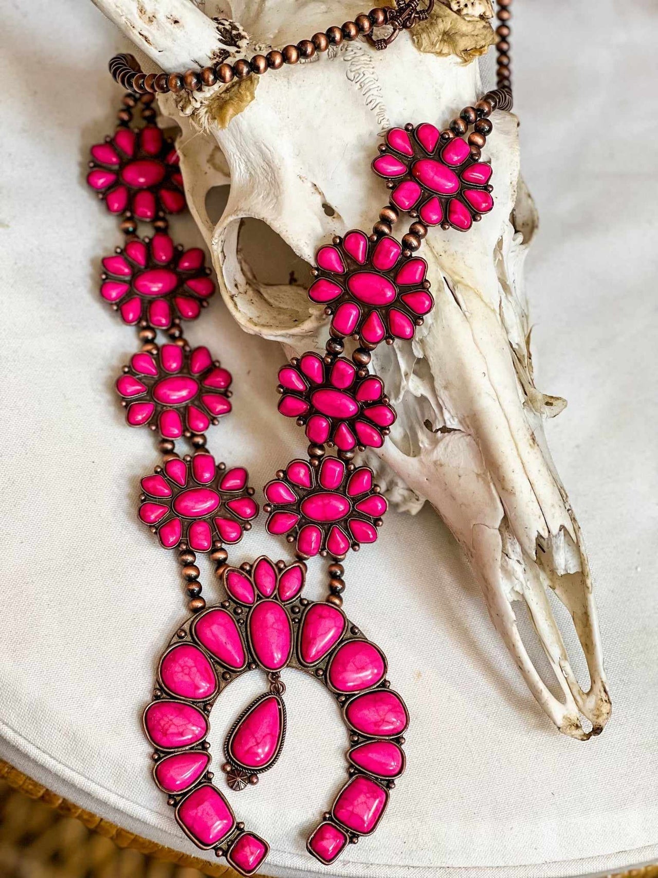 Boho Turquoise Flower Pendant Alloy Necklace